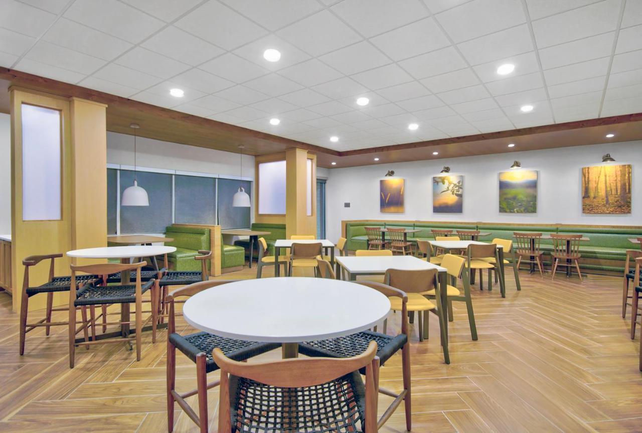 Fairfield By Marriott & Cincinnati North Hotel West Chester
