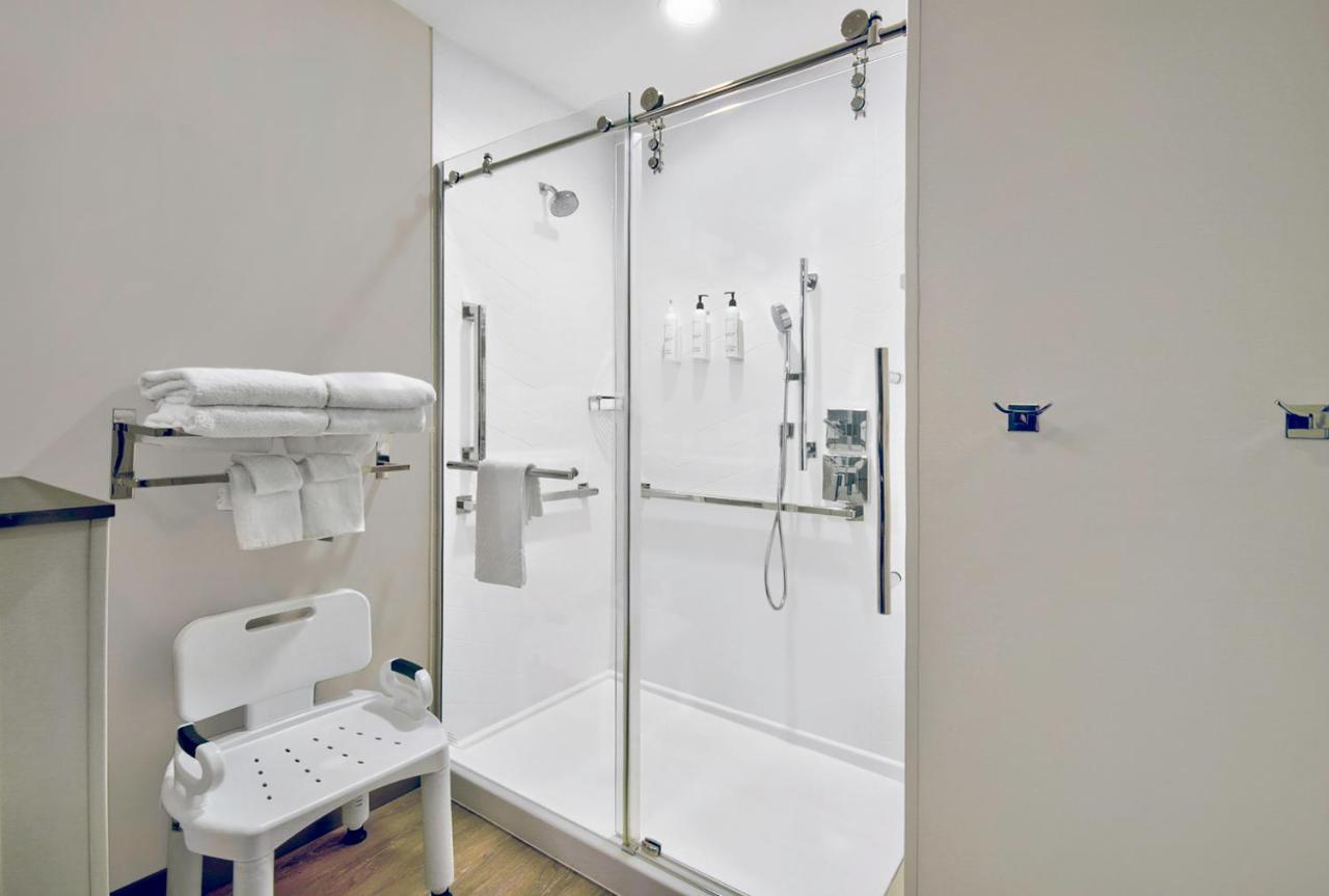 Fairfield By Marriott & Cincinnati North Hotel