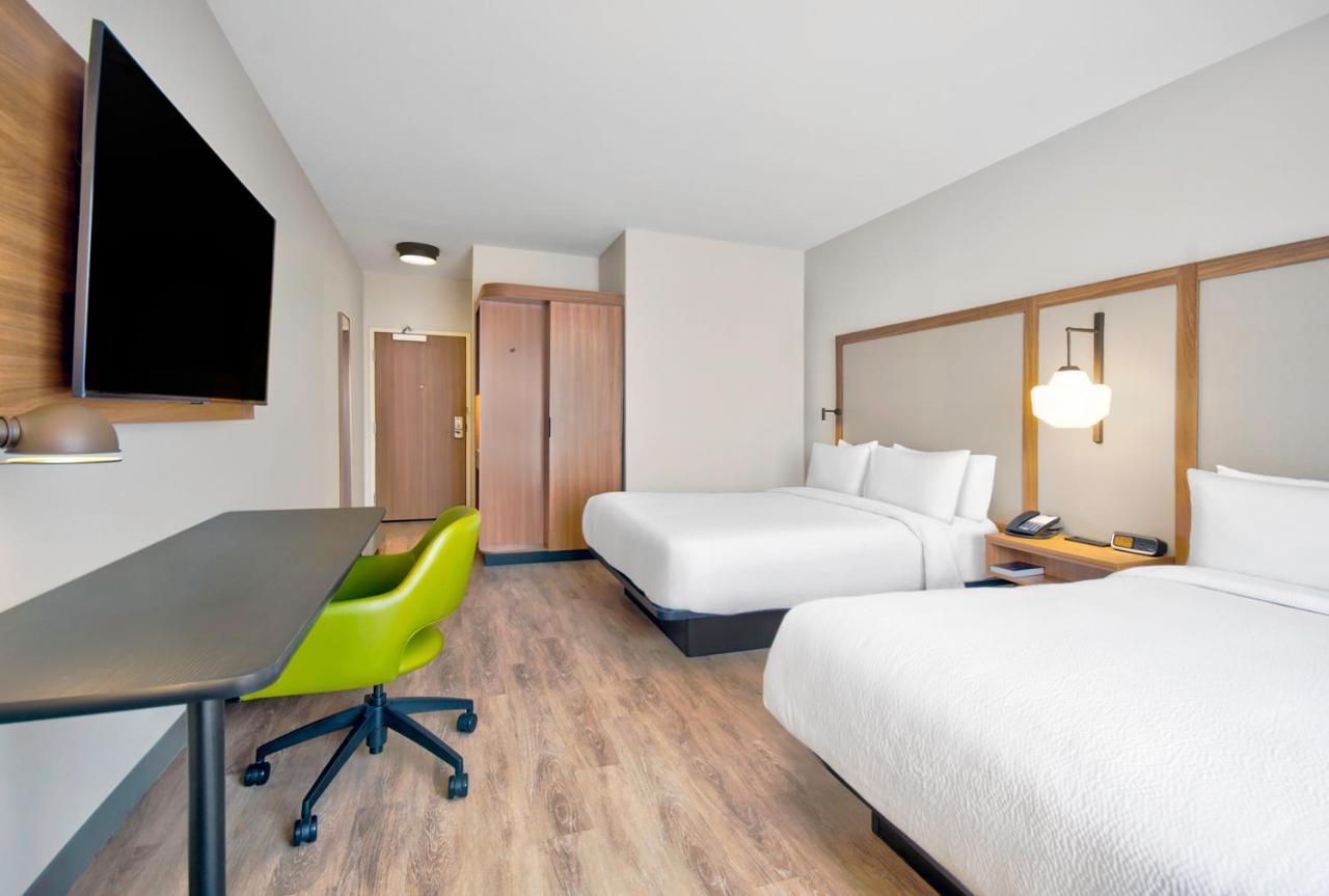 Fairfield By Marriott & Cincinnati North 3*